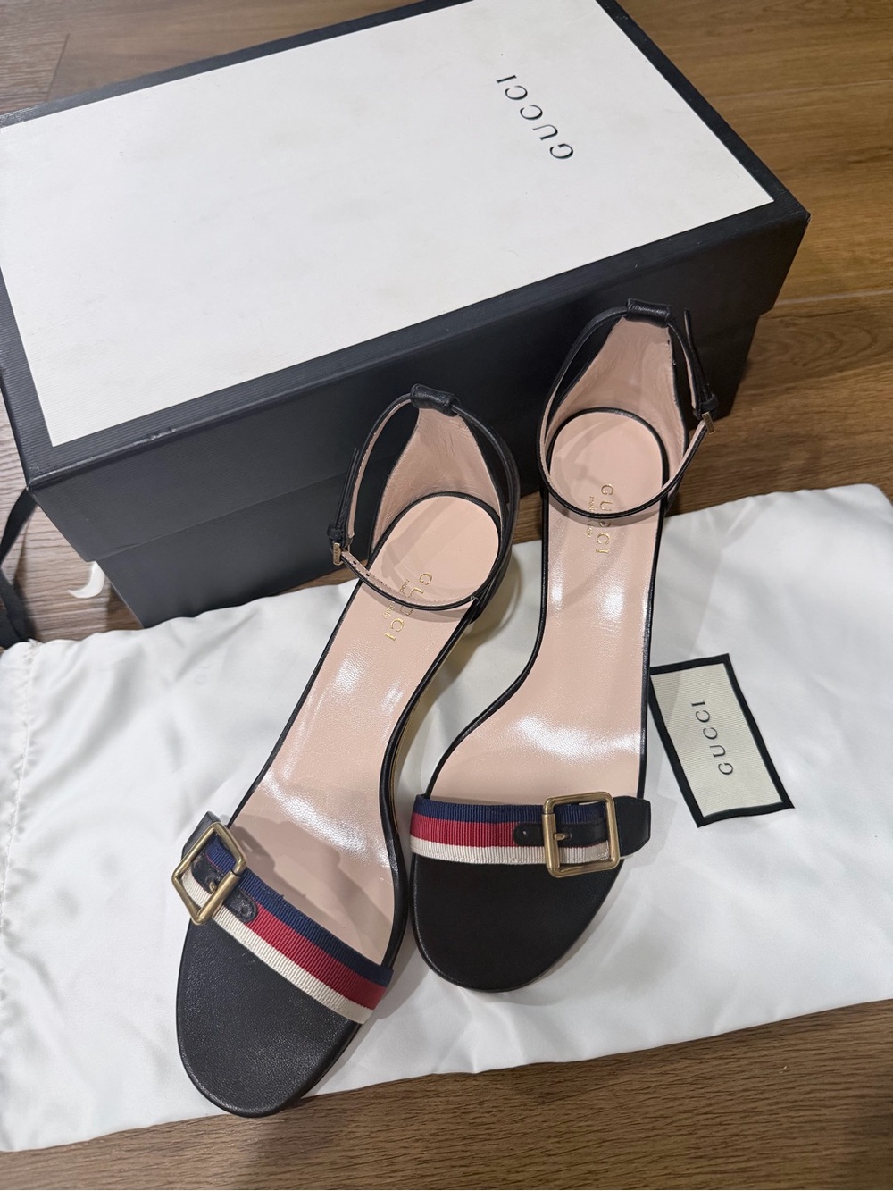 New GUCCI Sylvie Web Accent Leather Sandals Size 37